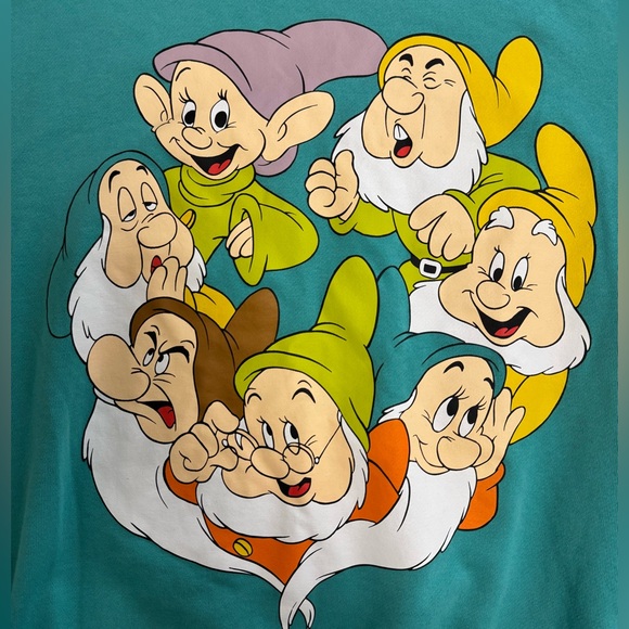Cakeworthy - 7 Dwarfs Crewneck - Picture 2 of 4